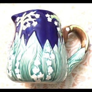 Andrea by Sadek Majolica Green Lily Creamer